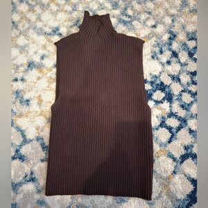 Brow Knit Sleeveless Turtleneck